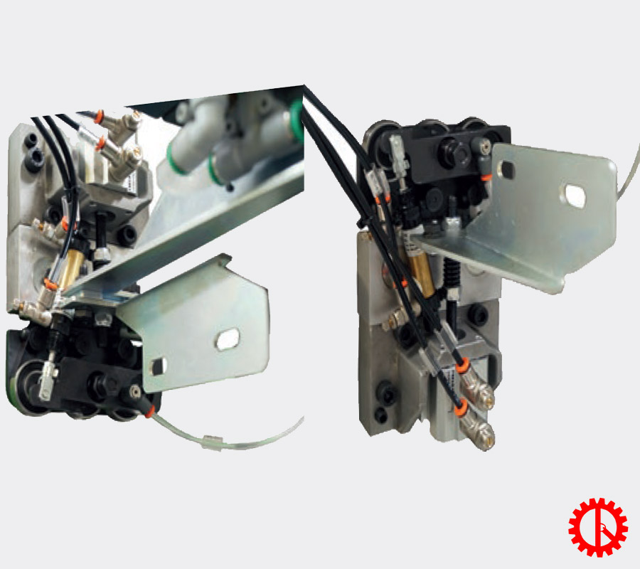 AUTO SINGLE SIDED EDGEBANDING MACHINE - JADE 240 Bộ phận cạo keo máy dán cạnh tự động phay cạnh trước JADE 240 | Quốc Duy