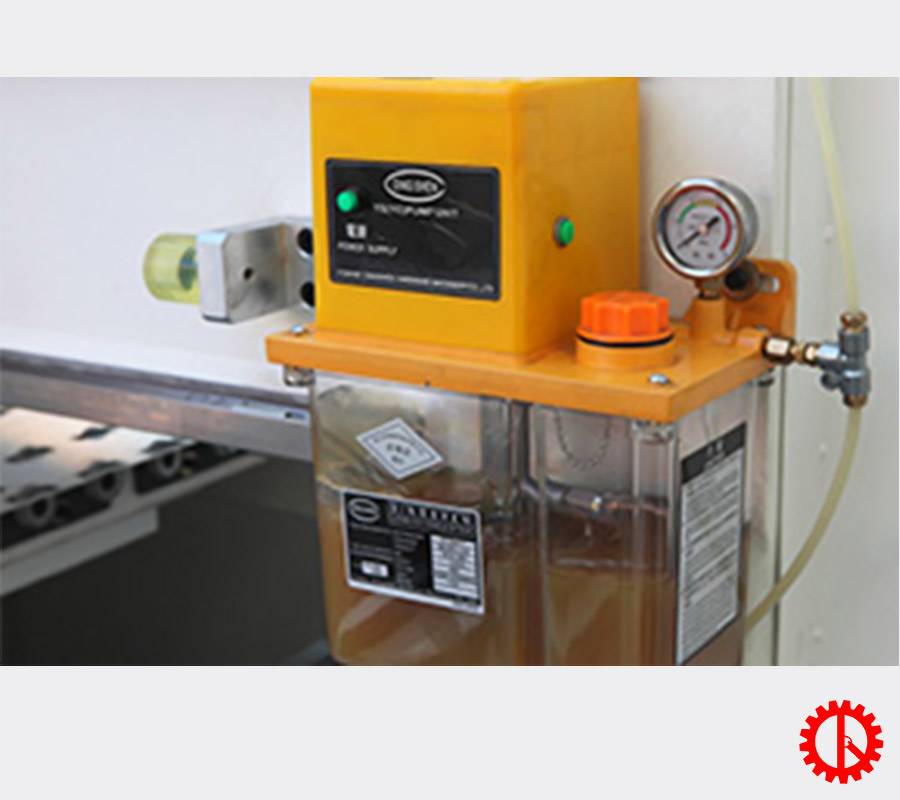 6 SIDED CNC BORING MACHINE - SM 612 Hệ thống bôi trơn tự động