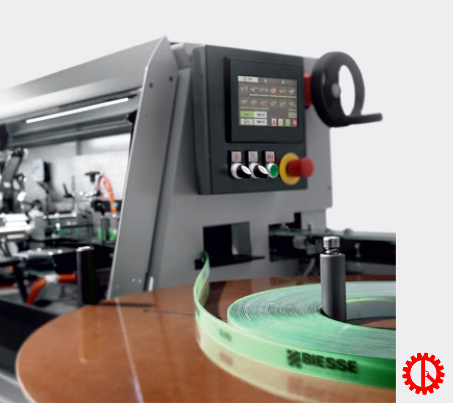 AUTO SINGLE SIDED EDGE BANDING MACHINES - AKRON 1100 Màn hình máy dán cạnh tự động phay trước cnc AKRON-1100 | Quốc Duy