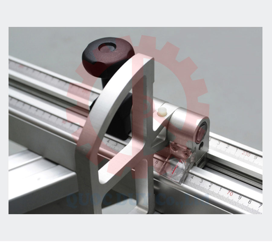 SLIDING TABLE SAW FOR MDF - S 32 Lock sliding table safely sliding table saw for mdf | QUOC DUY