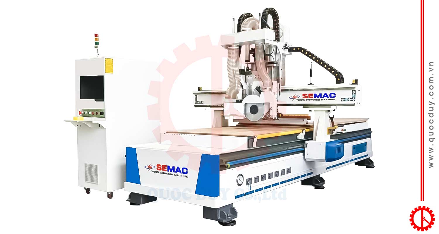 CNC router machine with atc and saw assembly