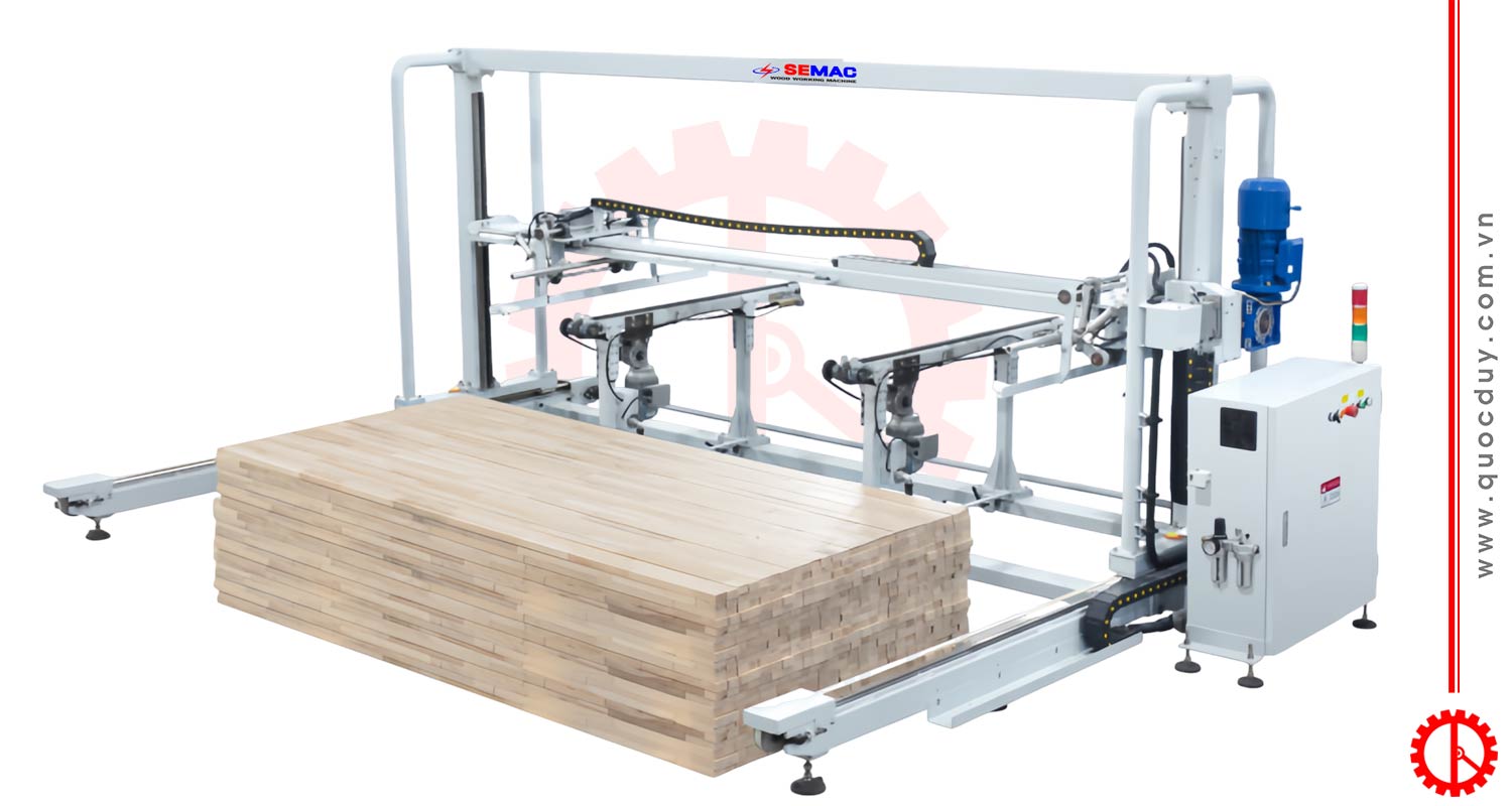 Automatic outfeed stacker for finger jointer
