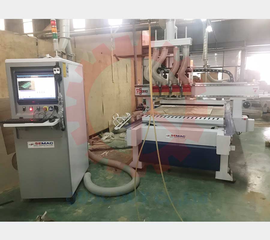 4 axis cnc milling machine 1