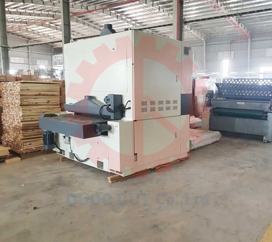 TWO-HEAD LACQUER SANDING MACHINE – SMS 700RR/1000RR/1300RR Delivery of SMS 1300RR machine to customer in Dong Nai