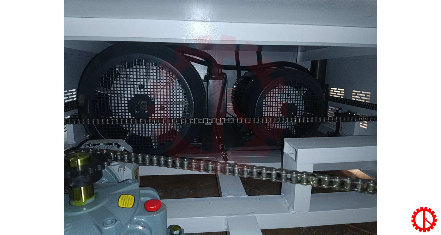 TWO-HEAD WIDE BELT SANDER WITH PUSH BUTTON CONTROL PANEL – SM 700ERP/1000ERP/1300ERP Sanding roller motor