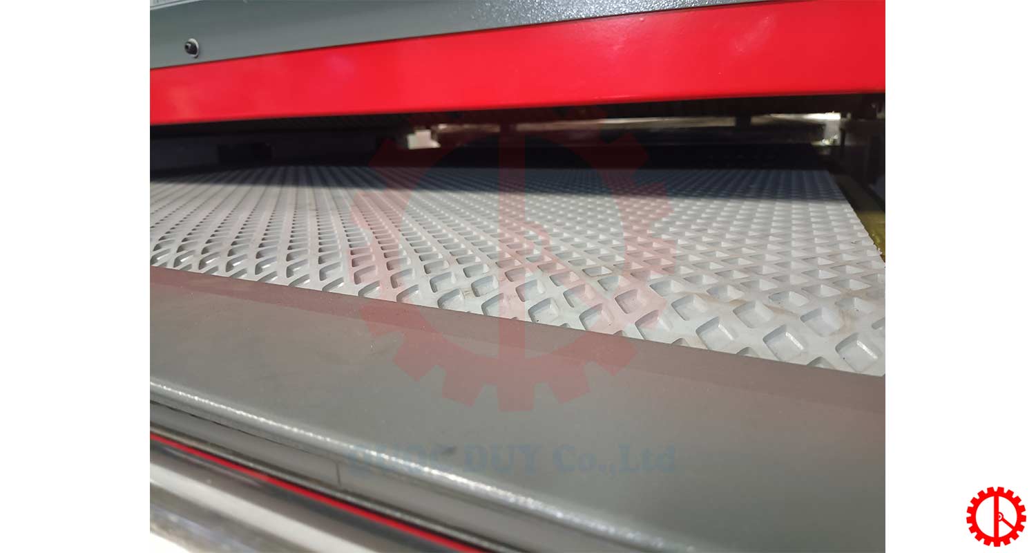 TWO-HEAD WIDE BELT SANDER WITH PUSH BUTTON CONTROL PANEL – SM 700ERP/1000ERP/1300ERP conveyor-belt